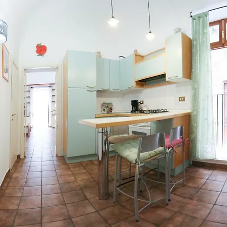 Caracciolo Lounge Nyaraló Cefalù